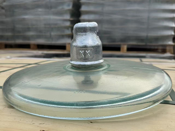 Glass insulator aerodynamic type U120BP-146M